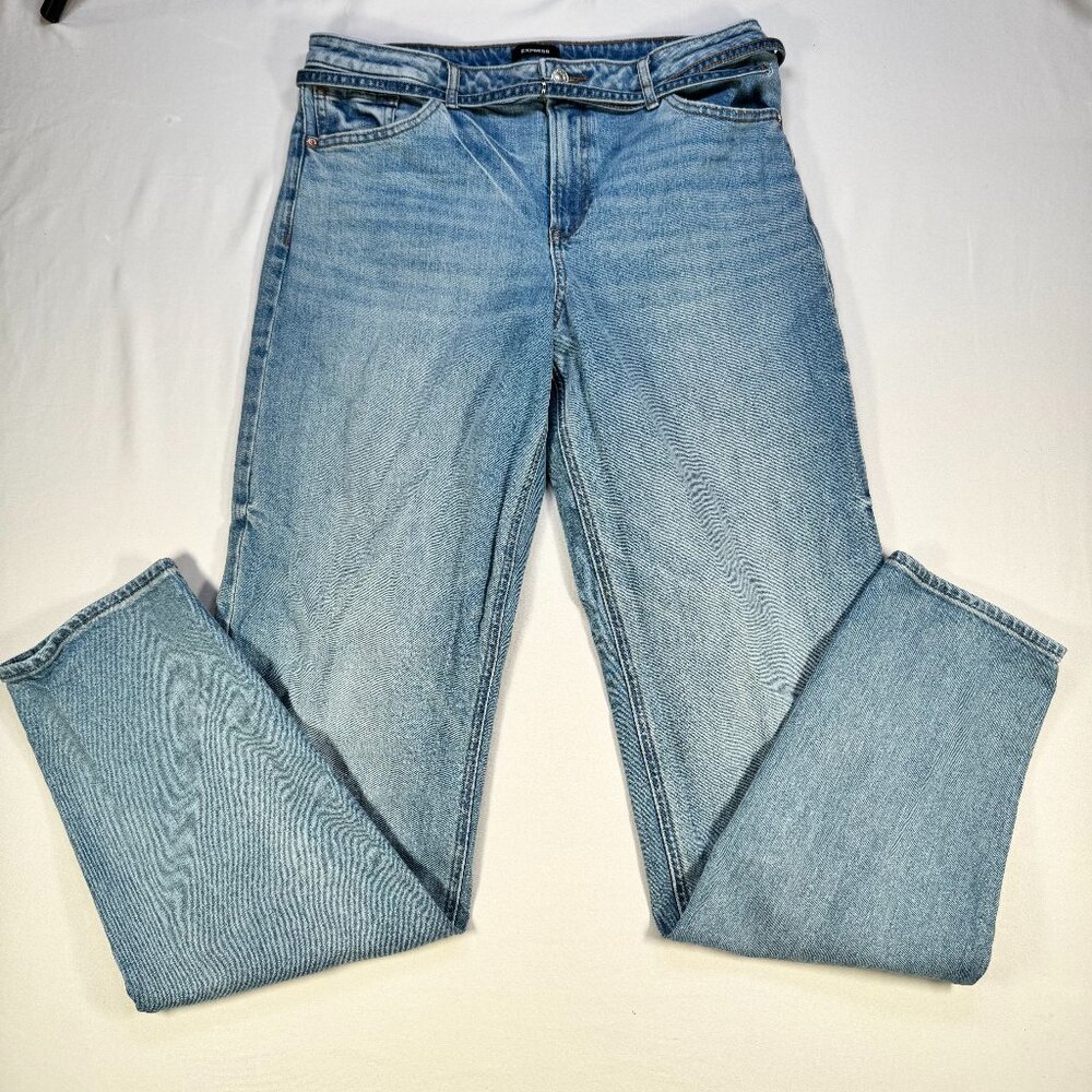 Express Relaxed Tapered Belted Jeans